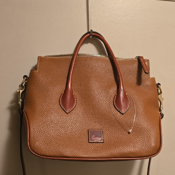 Dooney & Bourke Handbags - Brown Leather Dooney Bourke Handbag